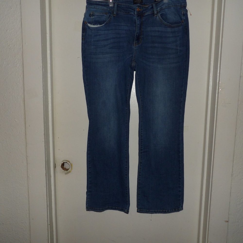 Judy Blue Mid Rise Boot Cut Jeans Sz 20W